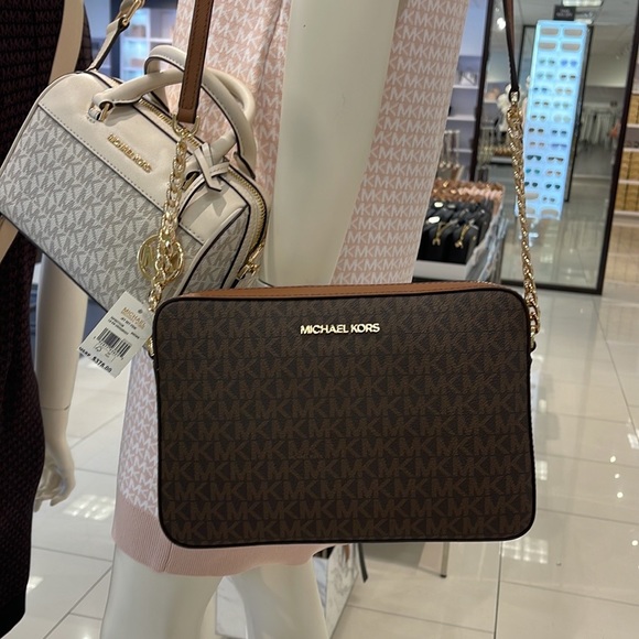 Michael Kors Jet Set Item Large East West Zip Crossbody Brown - Picture 11 of 12